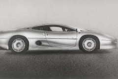XJ220